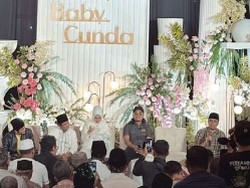 Momen Berkumpulnya 3 Gus Kondang di Akikah Baby Cunda Anak Denny Caknan