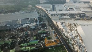 Angin Puting Beliung Sapu Sumedang, Begini Kerusakannya