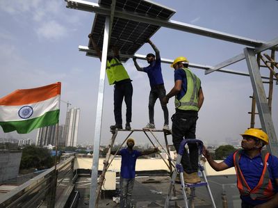 India Makin Gencar Gunakan Tenaga Surya Jadi Sumber Energi