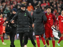 Liverpool Libas Luton, Klopp Sebut-sebut Barcelona