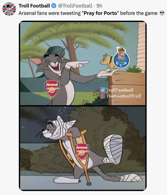 Meme Arsenal Fans Arsenal mengolok-olok 'pray for Porto' jelang laga kontra tim Portugal itu. Apes, justru Meriam London yang dibikin malu gegara tumbang. Duh!