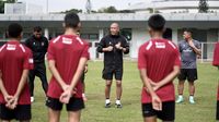 Nova Arianto Minta Timnas Indonesia U-16 Lebih Kreatif