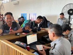 Imigrasi Polman Periksa Kapal Penumpang Malaysia di Tanjung Silopo