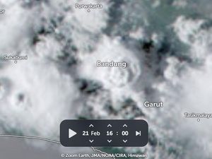 Penegasan BMKG soal Fenomena di Rancaekek Bukan Tornado Penegasan BMKG soal Fenomena di Rancaekek Bukan Tornado