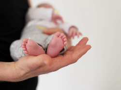 Mengenal Pengertian Bayi Tabung dan Pentingnya Pendampingan Psikologis