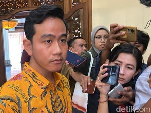 Respons Gibran soal Pedagang Daging Anjing Solo Minta Modal Alih Usaha