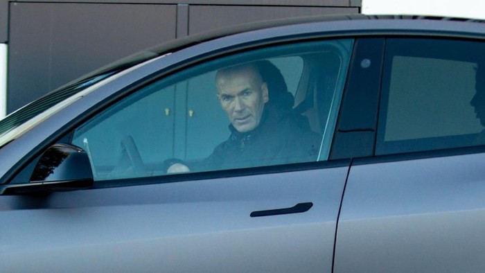 MADRID, SPAIN - DECEMBER 14: Zinedine Zidane is seen out and about on December 14, 2023 in Madrid, Spain. (Photo by MEGA/GC Images)