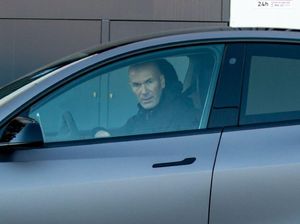 Zidane Lebih Suka Latih Juventus Ketimbang Bayern Zidane Lebih Suka Latih Juventus Ketimbang Bayern