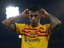 Joao Cancelo Lolos Tes Medis Barcelona