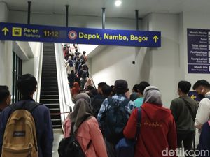 Usai Bikin Jatuh Orang-orang, Eskalator St Manggarai Opname Sepekan Usai Bikin Jatuh Orang-orang, Eskalator St Manggarai Opname Sepekan