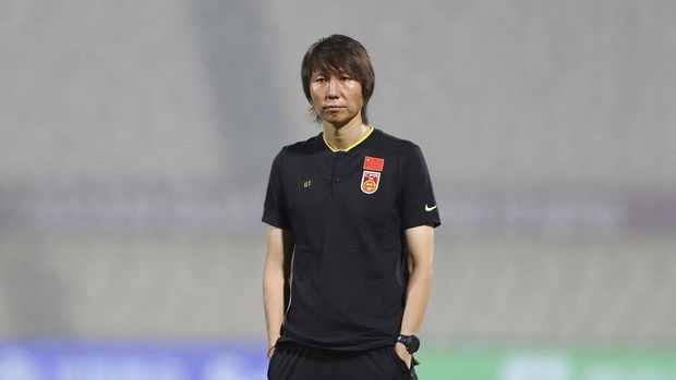 China's head coach Li Tie attends the World Cup 2022 group B qualifying soccer match between China and Vietnam at Sharjah stadium in Sharjah, United Arab Emirates, Thursday, Oct. 7, 2021. (AP Photo/Kamran Jebreili)