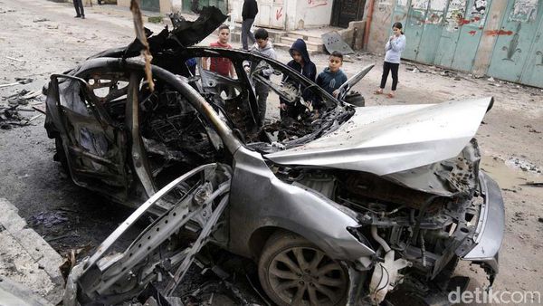 Mobil di Tepi Barat Hancur Diserang Drone Israel