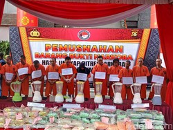 Polda Sumsel Musnahkan 108 Kg Sabu dan 134.423 Ekstasi, 16 Tersangka