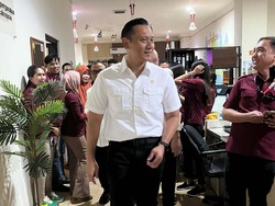 Emoji dari Gibran Saat Menteri AHY Mulai Blusukan