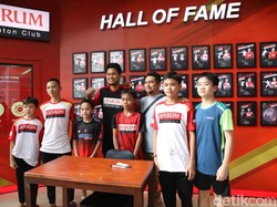 Legenda Bulutangkis Tontowi Ahmad Bagi Ilmu ke Atlet Muda di Kudus