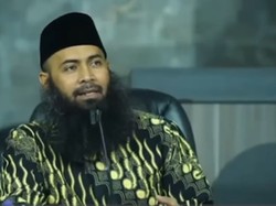 Polisi Sempat Mediasi Aksi Ansor Tolak Pengajian Riza Basalamah di Surabaya