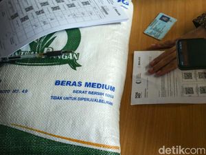 Bansos Beras Mulai Diguyur Pekan Depan Bansos Beras Mulai Diguyur Pekan Depan