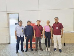 Turis Bali Jadi Instruktur Yoga Ilegal, Kini Dideportasi