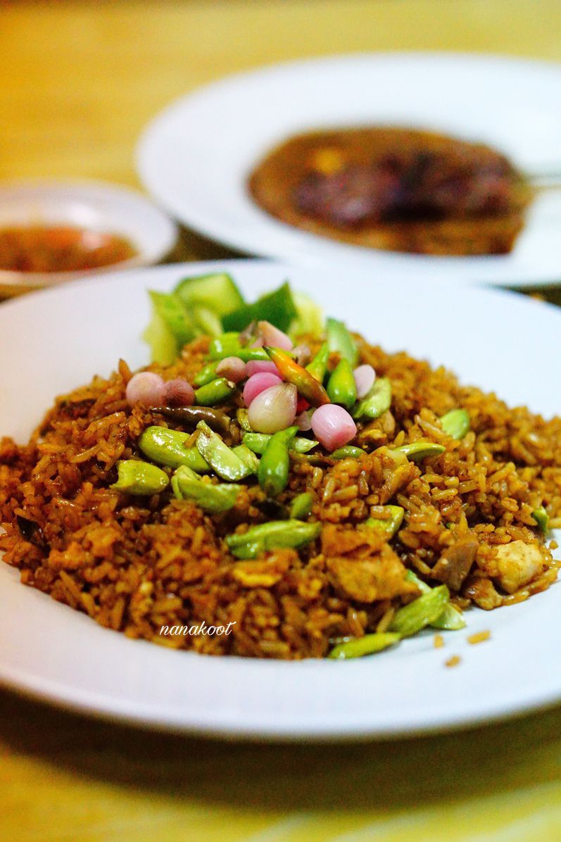 5 Spot Kuliner di Surya Kencana, Eksis Sejak Tahun 70-an 5 Spot Kuliner di Surya Kencana, Eksis Sejak Tahun 70-an