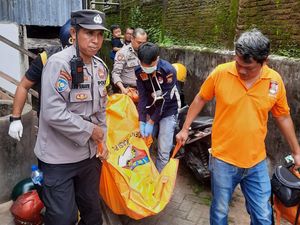 Pensiunan PNS di Makassar Ditemukan Tewas di Rumahnya, Polisi Evakuasi