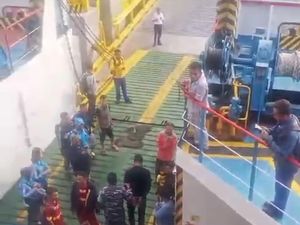 Pencuri Motor Nekat Ceburkan Diri ke Laut di Pelabuhan Gilimanuk