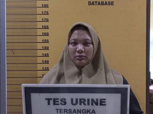 Sadis! Cucu di Inhu Pukul Kepala Nenek hingga Nyaris Tewas Demi Emas