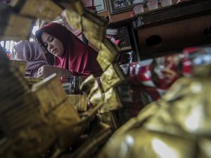 Intip Pengolahan Sampah Plastik Menjadi Kerajinan Bernilai Jual