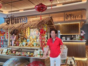 Lembut & Berempah, Enaknya Ayam Goreng Tradisional di Resto Bos Sido Muncul Lembut & Berempah, Enaknya Ayam Goreng Tradisional di Resto Bos Sido Muncul