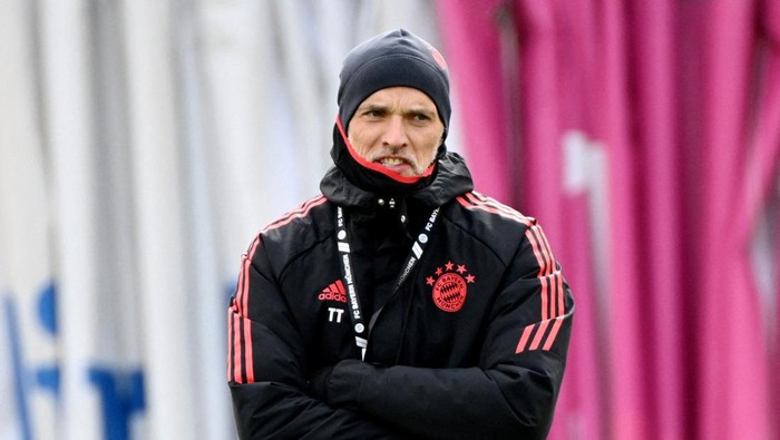 FILE PHOTO: Soccer Football - Bayern Munich Training - Saebener Strasse, Munich, Germany - March 28, 2023 Bayern Munich coach Thomas Tuchel during training REUTERS/Angelika Warmuth/File Photo