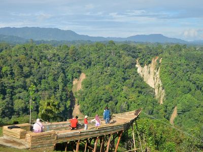 Lihat Keindahan Wisata Taman Panorama Baru Bukittinggi