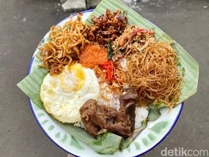 Wow! Nasi Uduk Legendaris di Bogor Ini Sudah Buka Sejak 1890 Wow! Nasi Uduk Legendaris di Bogor Ini Sudah Buka Sejak 1890