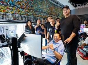 Bamsoet dan Menpora Resmikan P1 Digital Motorsport di Black Stone Garage Bamsoet dan Menpora Resmikan P1 Digital Motorsport di Black Stone Garage