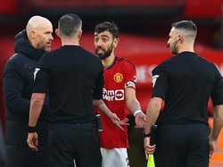 Duh, Bruno Fernandes Tantrum ke Wasit Usai Laga MU Vs Fulham
