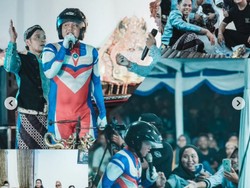 Rengekan Manja Bella Minta Denny Caknan Jadi Ultraman di Rumah