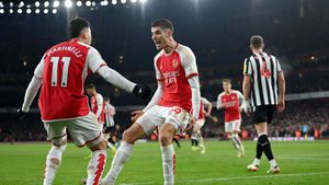 5 Meriamnya Arsenal