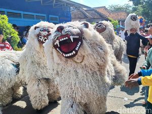 Melihat Tradisi Kadisah Bondowoso Melihat Tradisi Kadisah Bondowoso