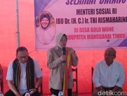 Kemensos Beri Makan Gratis untuk Lansia dan Disabilitas di Golo Wune NTT