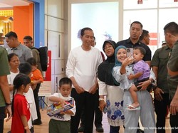 Senyum Merekah Jokowi dan Lima Cucu Habiskan Akhir Pekan di Jakarta