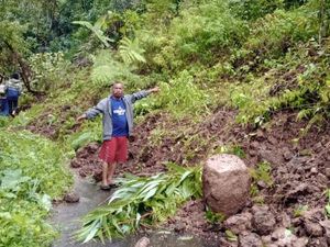 Longsor di Manggarai Barat, Arus Lalu Lintas Lumpuh Total 4 Hari