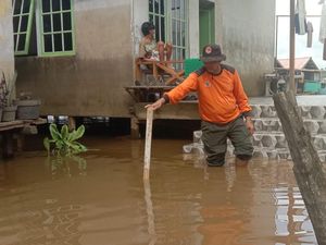 Banjir Terjang 3 Kecamatan di Sintang Kalimantan Barat, 179 Rumah Terdampak Banjir Terjang 3 Kecamatan di Sintang Kalimantan Barat, 179 Rumah Terdampak