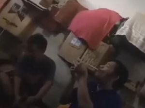 Heboh Video Napi di Rutan Kabanjahe Nyabu, Karutan: Sudah Diselesaikan Heboh Video Napi di Rutan Kabanjahe Nyabu, Karutan: Sudah Diselesaikan