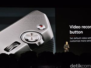 Wujud Xiaomi 14 Ultra Jika Diubah Jadi Mode Kamera Pocket Wujud Xiaomi 14 Ultra Jika Diubah Jadi Mode Kamera Pocket