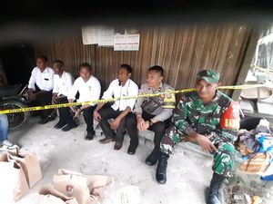 Sadis! Pria Tebas Leher Ayah hingga Nyaris Putus, Pelaku juga Tewas