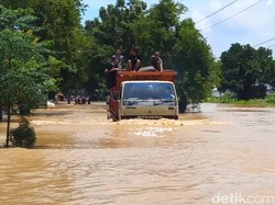 Banjir Sungai Pemali Brebes Meluas, Warga Mengeluh Sakit-Gatal