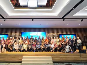 Deposito Wakaf BSI Bantu Biaya Pendidikan Mahasiswa IPB yang Kurang Mampu Deposito Wakaf BSI Bantu Biaya Pendidikan Mahasiswa IPB yang Kurang Mampu