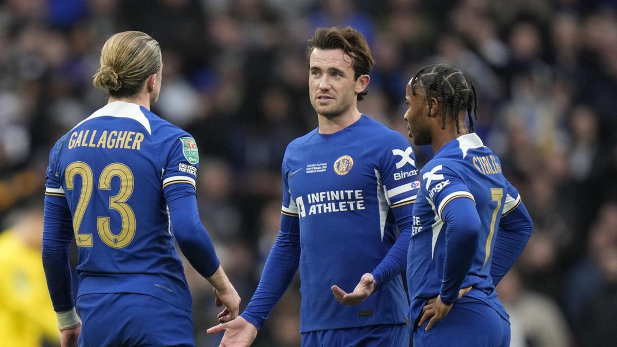 Chelsea dinilai belum tampil sip. (Foto: AP/Alastair Grant)