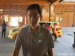 Rahasiakan Isi Pertemuan dengan Prabowo, Gibran Bantah Bahas soal Hak Angket