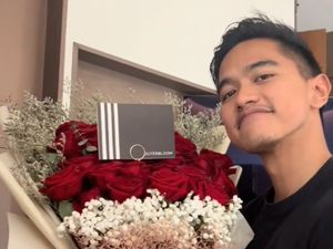8 Momen Bucin Kaesang yang Dibongkar Erina Gudono, Romantis Bikin Ikut Baper 8 Momen Bucin Kaesang yang Dibongkar Erina Gudono, Romantis Bikin Ikut Baper