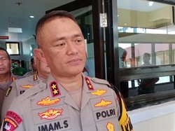 Pesan Kapolda Jatim ke KPU Usai Jenguk Petugas KPPS Sakit di RS Haji