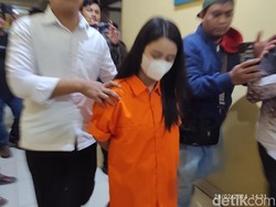 Karyawati Kosmetik di Serang Tilap Duit Toko Rp 1-3 Juta Per Hari